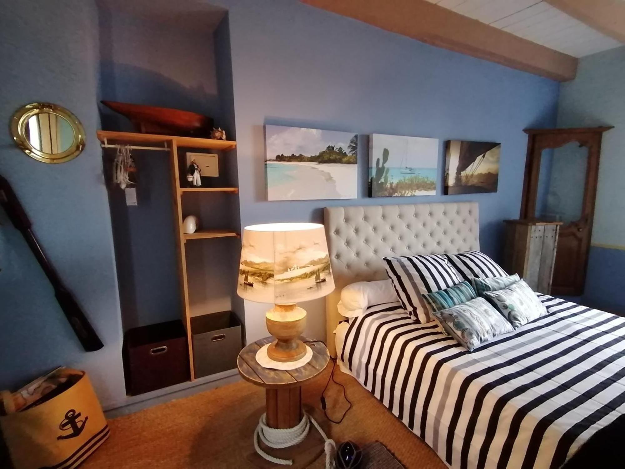La Tocade Del Arte - Dinan Bed & Breakfast Lanvallay Room photo