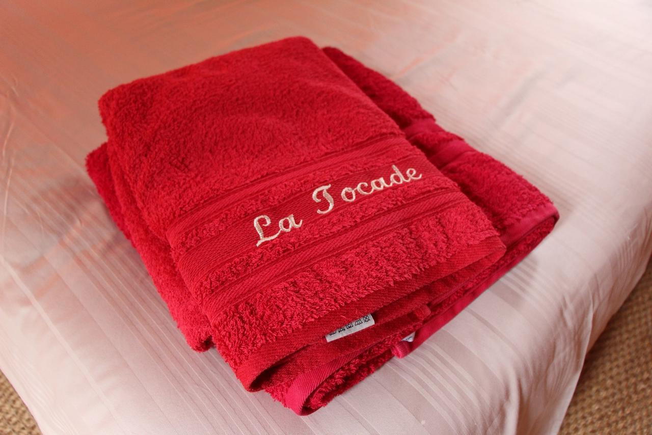 La Tocade Del Arte - Dinan Bed & Breakfast Lanvallay Exterior photo